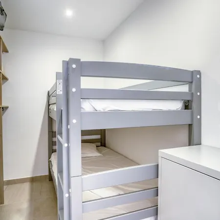 Superbe T4 -vue Mer- Confort Refait A Neuf! *