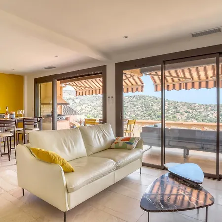 Superbe T4 -vue Mer- Confort Refait à Neuf! Bormes-les-Mimosas